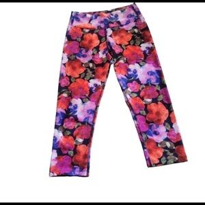Kos USA Cropped Leggings Pants Yoga Floral Pink Purple Activewear
